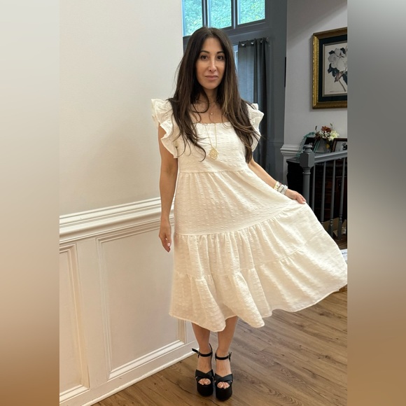 Textured Dress Tiered Ruffle Sleeve Midi Beautiful - Picture 5 of 10